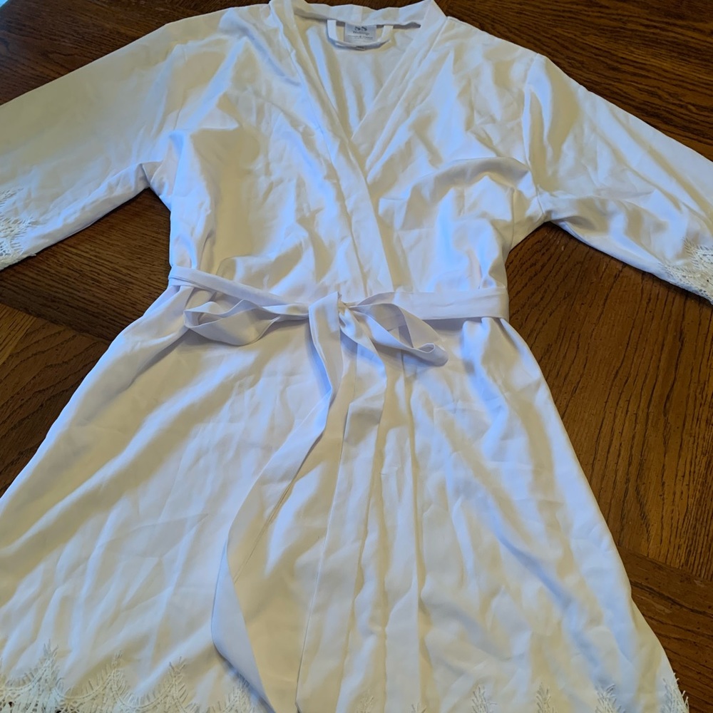 SS weddings custom made designs lace white robe xs/s